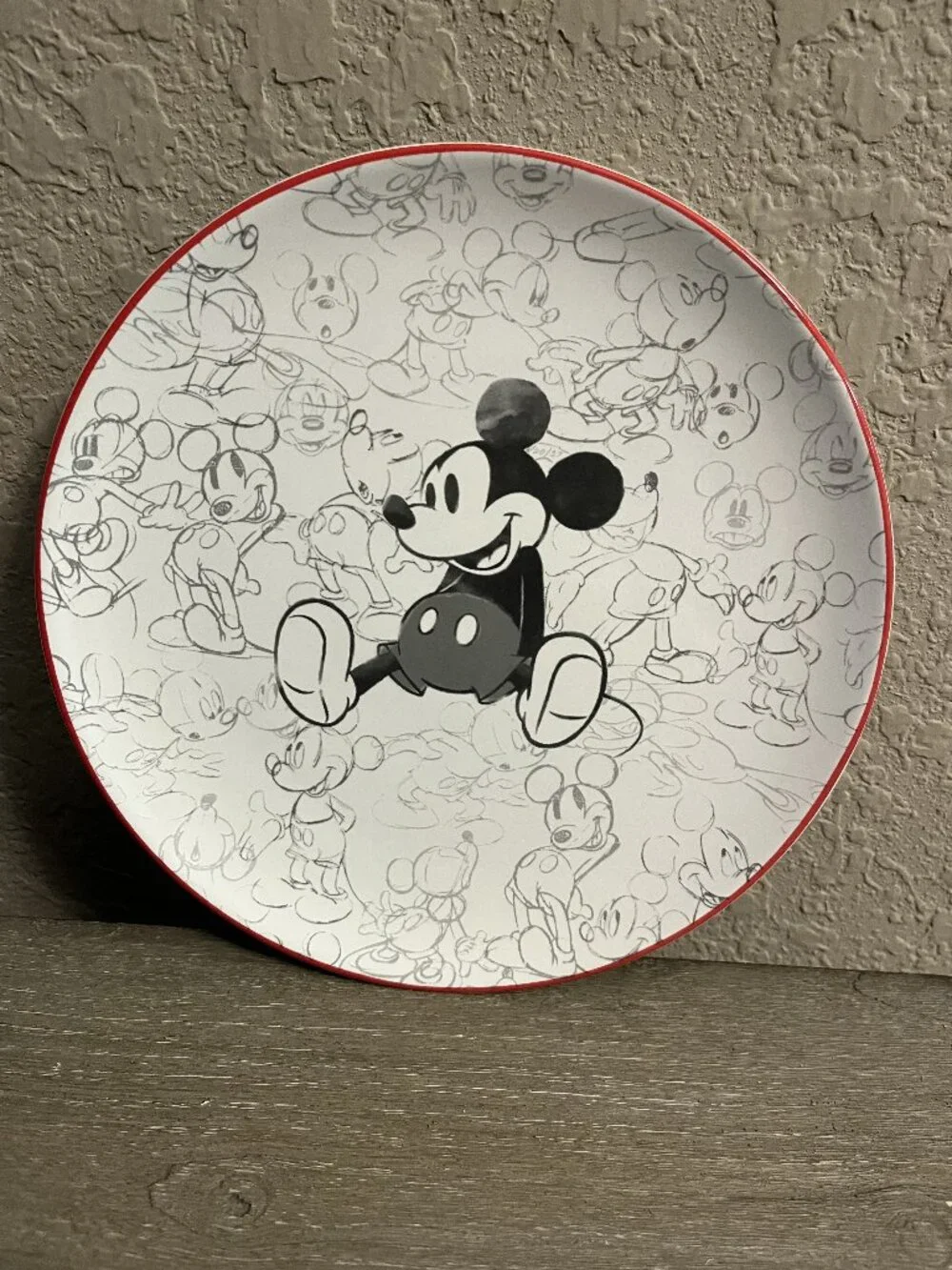 Set of 4 Pottery Barn Disney Mickey Mouse Salad Plates